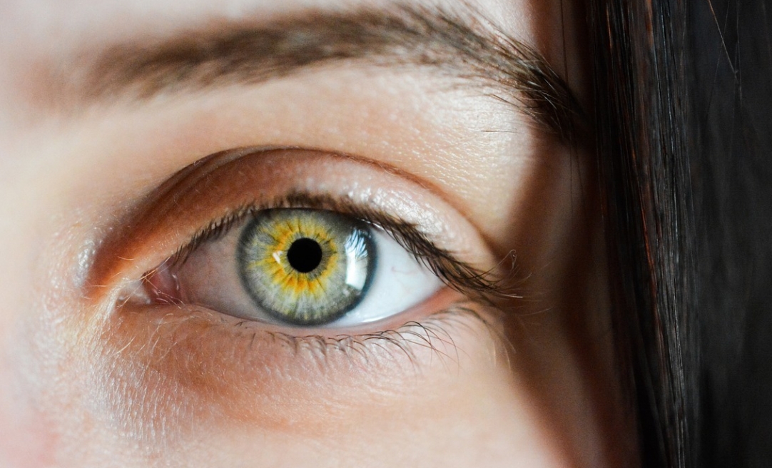 Zrozumieć jęczmień na oku: geneza, objawy i metody leczenia
